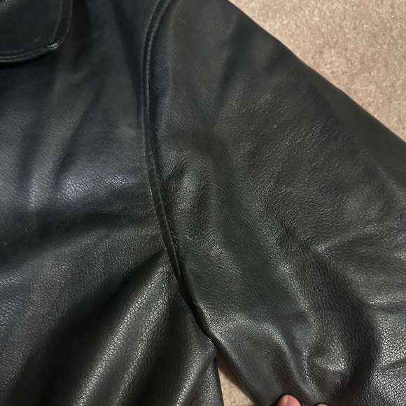Beautiful Men’s Faux Leather Jacket - Picture 2 of 6